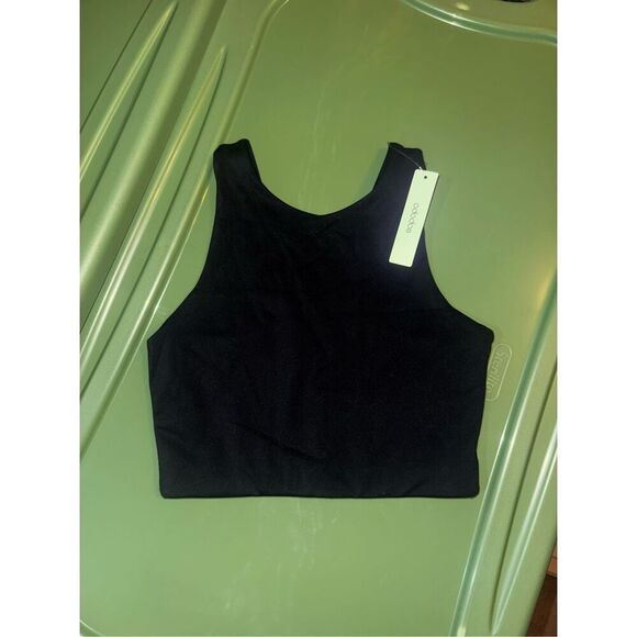 Ododos Cropped Tank - Picture 1 of 3